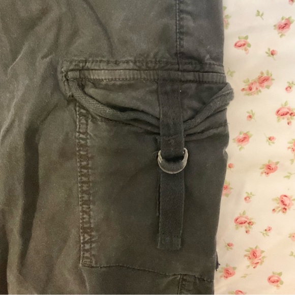 Y2K Cargo Pants - Picture 2 of 4